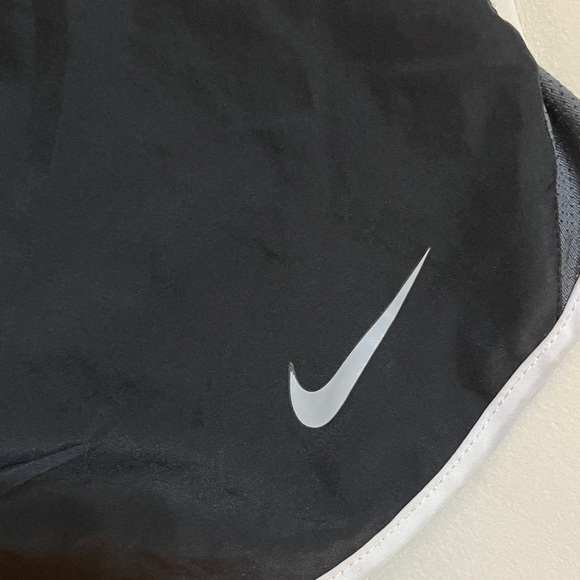 Nike Dri-FIT Black and White Running Shorts - Picture 3 of 3